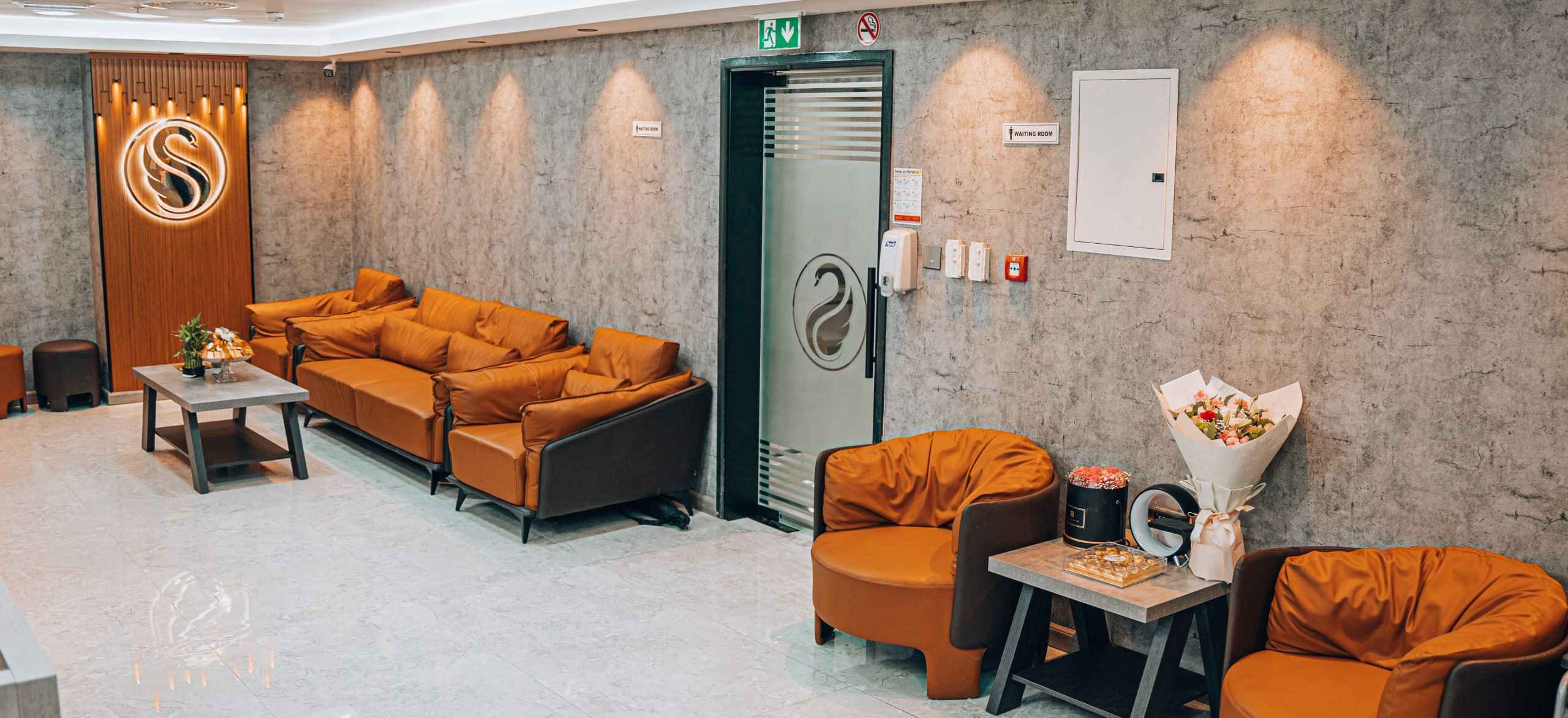 Radiance Renew – Medical HydraFacial + Microneedling 5