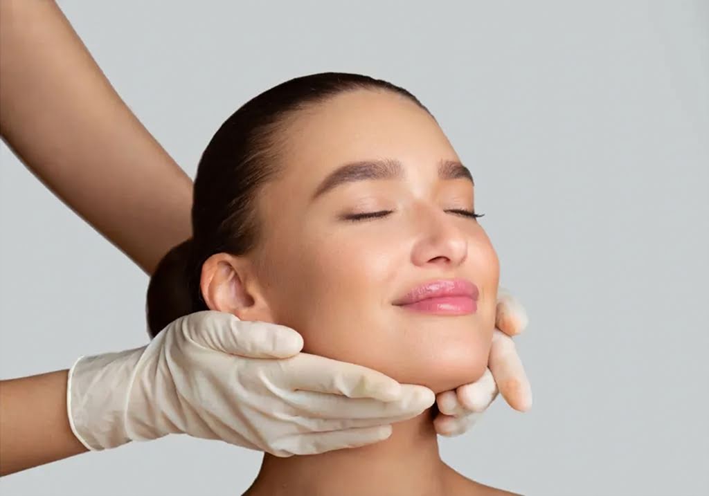 Sculptra Glow – Collagen Rejuvenation & Volume Restoration 1